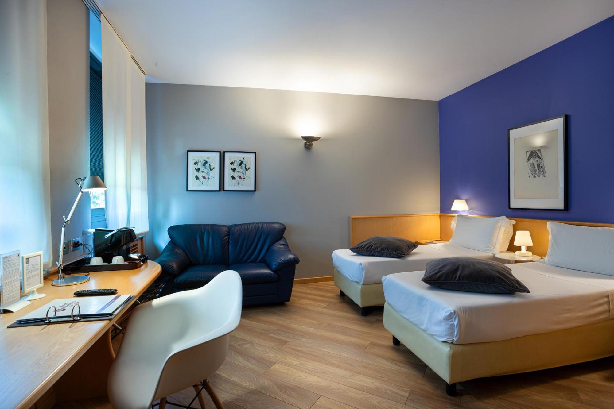 Western Executive Hotel&suites